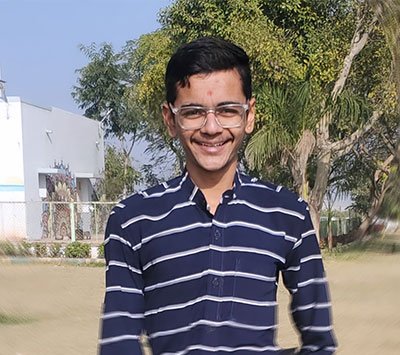 Hiren Kachdiya Graphic Designer